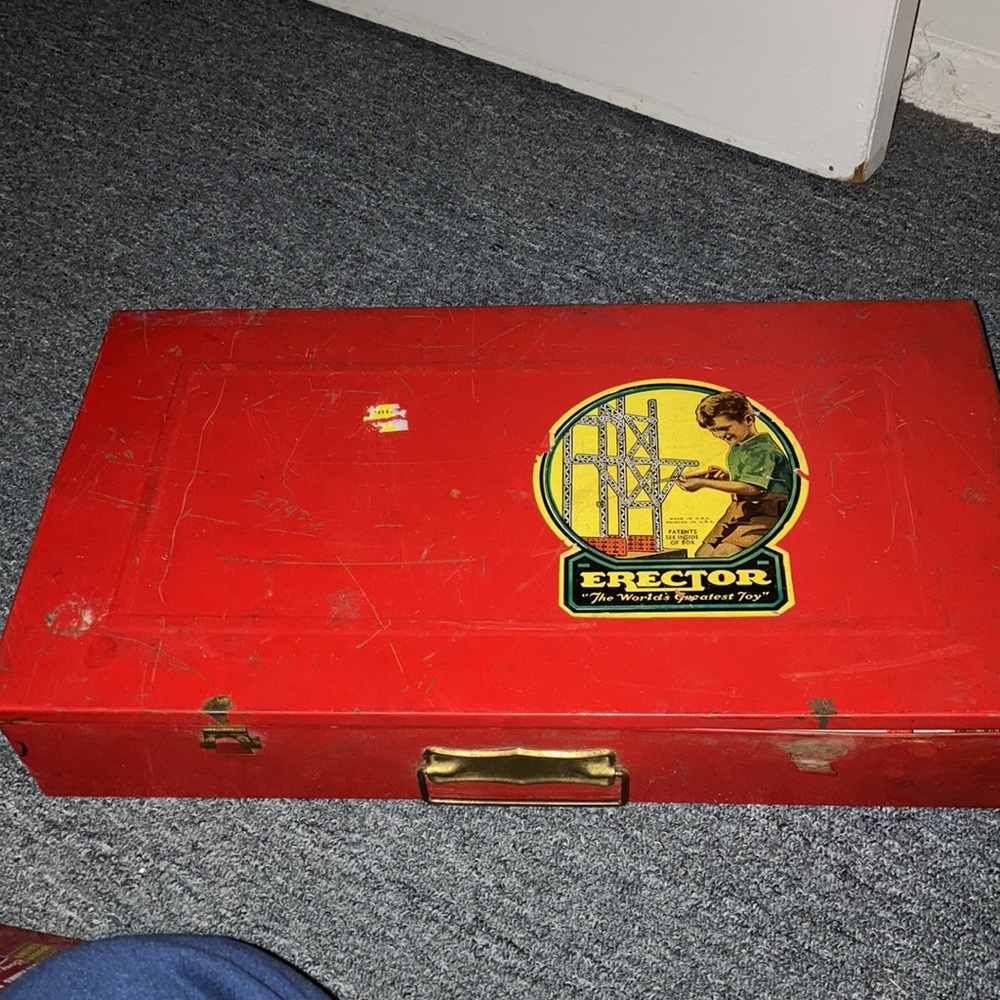 RARE!! @1940’s Erector Set!! (Missing pieces and Rusted)